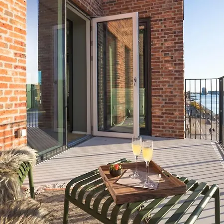 Plum Guide - The Gantzel Studio Apartment